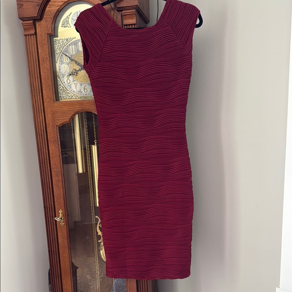 Red Ribbed Sleeveless Bodycon Midi Dress
